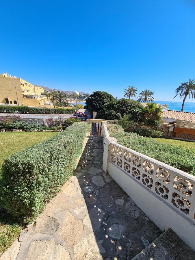 Room In Apartment - 1St Line Top Floor Apartment Carrer del Mar Exterior photo
